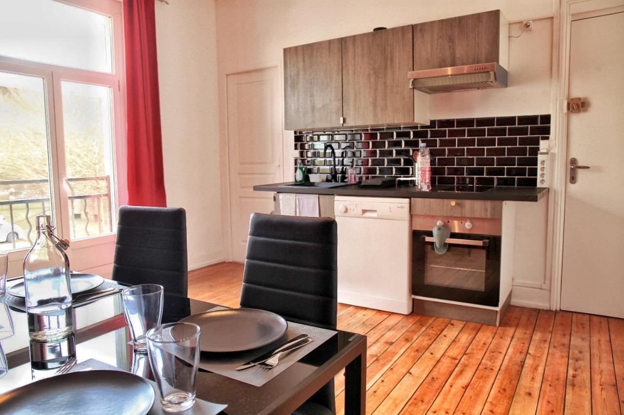 Les Appartements Du Port Булон сюр Мер Екстериор снимка