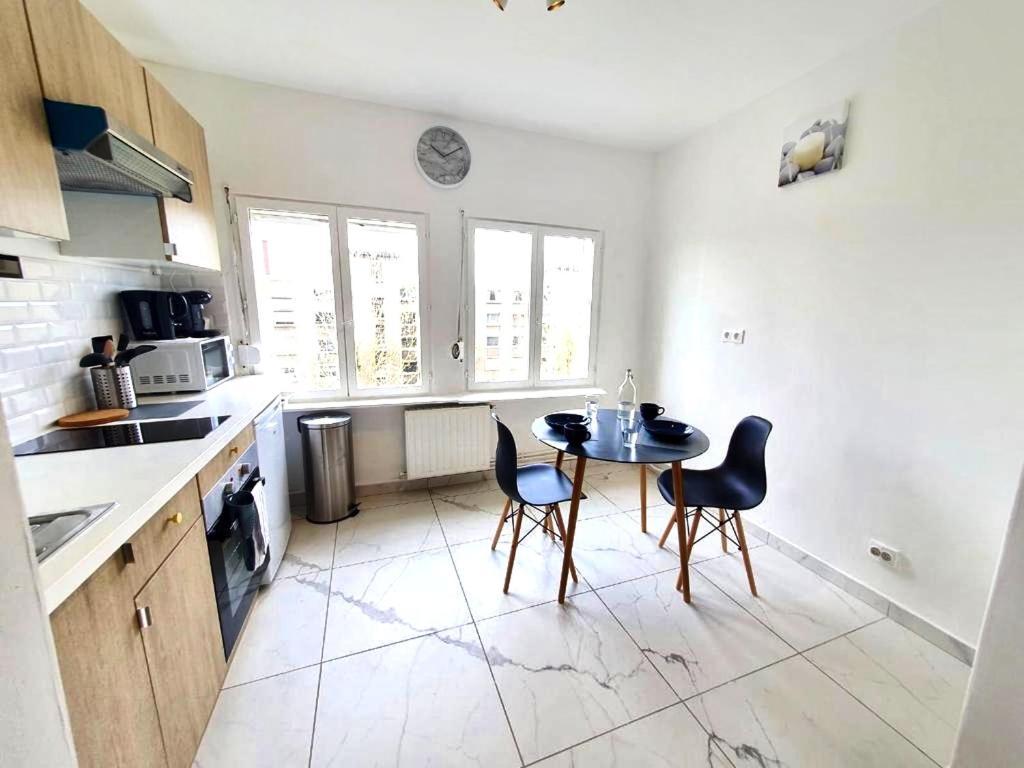 Les Appartements Du Port Булон сюр Мер Екстериор снимка